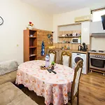 The Square - Old Flat With 2 Bedrooms, 1st Fl Апартаменты