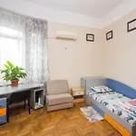 The Square - Old Flat With 2 Bedrooms, 1st Fl Апартаменты Бургас