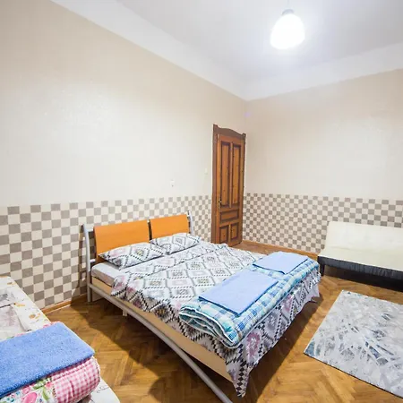 The Square - Old Flat With 2 Bedrooms, 1st Fl * Burgas City
