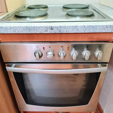 Apartment The Square - 2 Bedrooms Retro Flat With Great Location, 1st Fl